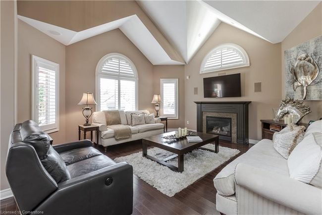 264 Dorchester Dr, House other with 5 bedrooms, 4 bathrooms and 4 parking in Grimsby ON | Image 15