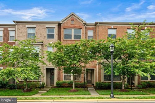 23393 Epperson Sq, BRAMBLETON, VA, 20148-7428 | Card Image