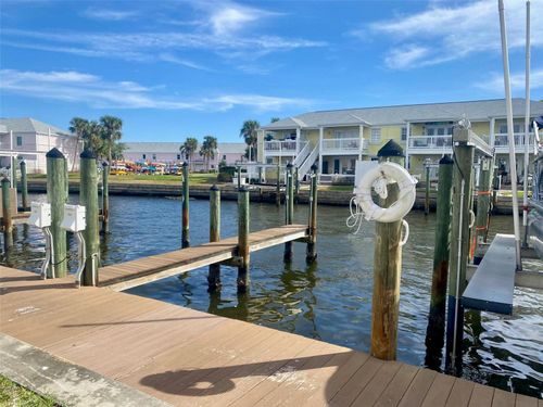 95ss-0 Beach Dr Se, Saint Petersburg, FL, 33701 | Card Image