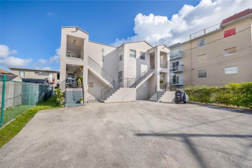 569 Sw 4th St, Miami, FL, 33130-1485 | Card Image