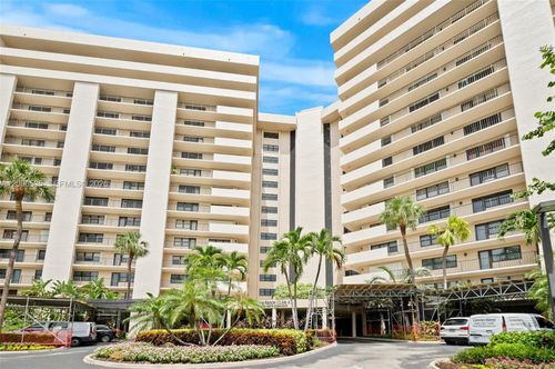 802-5100 N Ocean Blvd, Lauderdale By The Sea, FL, 33308-3036 | Card Image