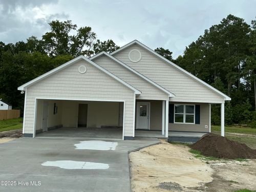 130 Buckskin Dr, Pollocksville, NC, 28573-1100 | Card Image