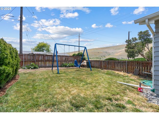 814 Sw 44 Th St, House other with 5 bedrooms, 2 bathrooms and null parking in Pendleton OR | Image 31