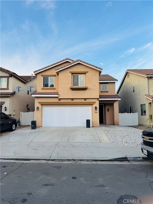 356 Camino De La Luna, Perris, CA, 92571 | Card Image