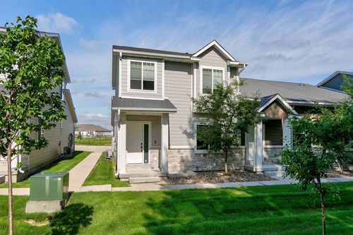 427 Spring Crest Ln, Waukee, IA, 50263-6606 | Card Image