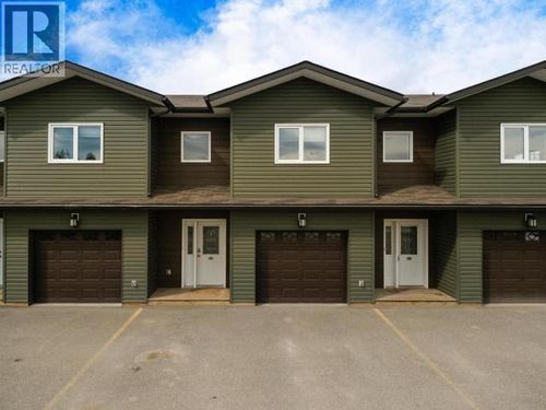15 Goldeneye Pl, Whitehorse, YT, Y1A0J7 | Card Image