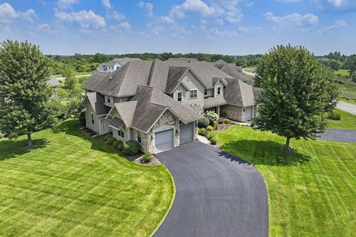 55-27-663 Greenview Circle, GENEVA, WI, 53147 | Card Image