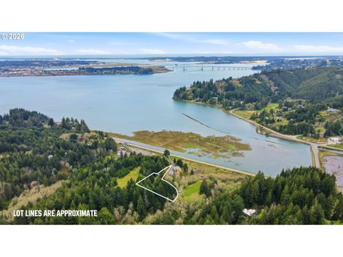 1702-0 East Bay Rd, NorthBend, OR, 97459 | Card Image