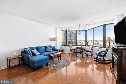 apt-2003-2001 Hamilton St, PHILADELPHIA, PA, 19130-4208 | Card Image