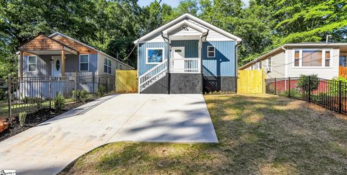 29 Baxter St, Greenville, SC, 29607-2271 | Card Image
