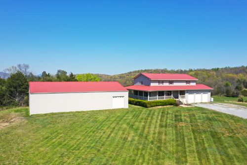 390 W Craft Springs Rd, Greeneville, TN, 37745-8264 | Card Image
