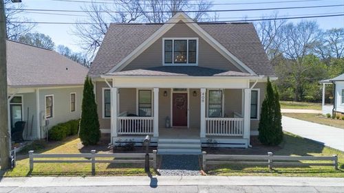 408 Davis St, Monroe, GA, 30655-2528 | Card Image