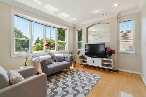 1303 W 67th Ave, Vancouver, BC, V6P2T3 | Card Image