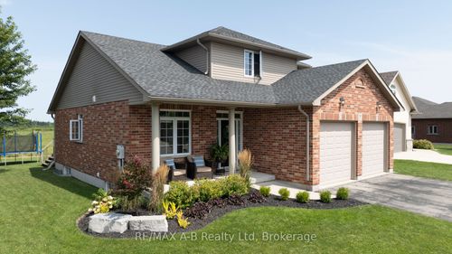 77 Guest Crt, Saint Marys, ON, N4X1E5 | Card Image