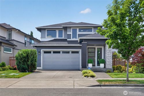 33011 Se Cottonwood St, Black Diamond, WA, 98010-5070 | Card Image