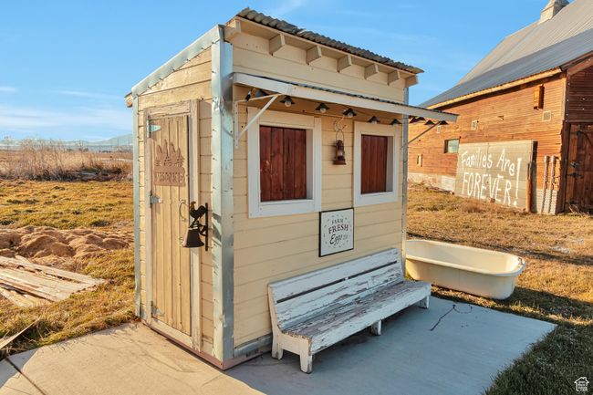 View of outbuilding | Image 7