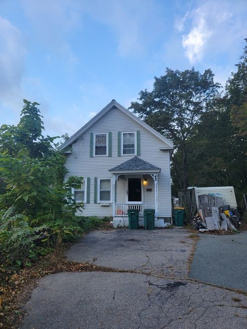 43 Dean St, Mansfield, MA, 02048-2124 | Card Image