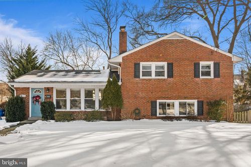 6813 Derrell Ct, Alexandria, VA, 22307-1532 | Card Image