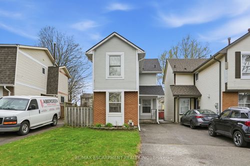 16 Enfield Cres, Brantford, ON, N3P1B2 | Card Image