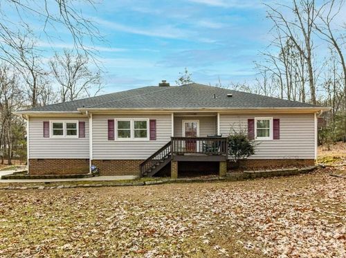 10803 Chestnut Hill Dr, Matthews, NC, 28105-7620 | Card Image