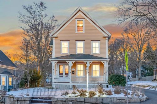 67 High St, Andover, MA, 01810-3527 | Card Image