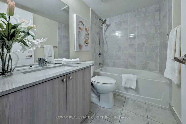 2010 - 1255 Bayly St, Condo with 1 bedrooms, 1 bathrooms and null parking in Pickering ON | Image 8