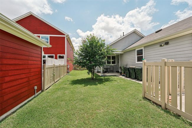 1261 Nevarez, House other with 3 bedrooms, 2 bathrooms and 4 parking in Kyle TX | Image 29