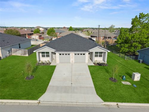 1006 S College Ave, Troy, TX, 76579-2609 | Card Image