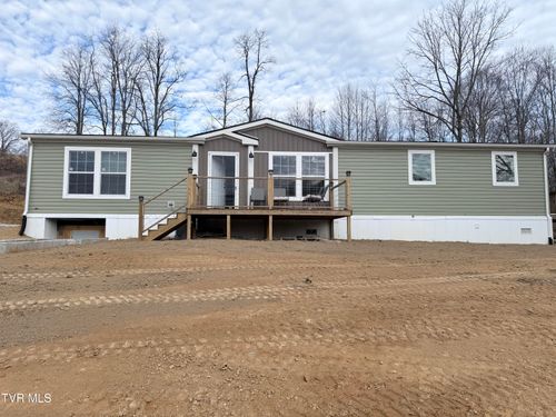 3679 High Point Rd, Castlewood, VA, 24224-6470 | Card Image