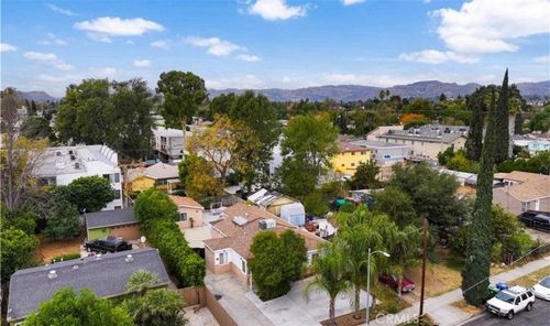 7327 Loma Verde Ave, Canoga Park, CA, 91303-1741 | Card Image