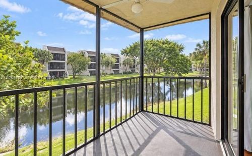 204-182 Lakeview Dr, Weston, FL, 33326-2548 | Card Image