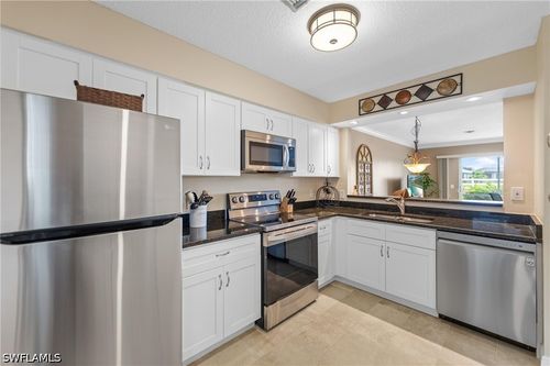 202-25494 Cockleshell Dr, BONITA SPRINGS, FL, 34135-9620 | Card Image