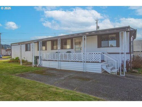 32-1413 Hawthorne Ave, Reedsport, OR, 97467 | Card Image
