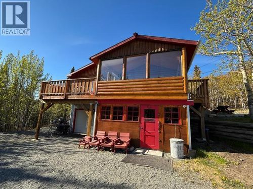 103083 Alaska Highway, House with 3 bedrooms, 1 bathrooms and null parking in Haines Junction YT | Card Image