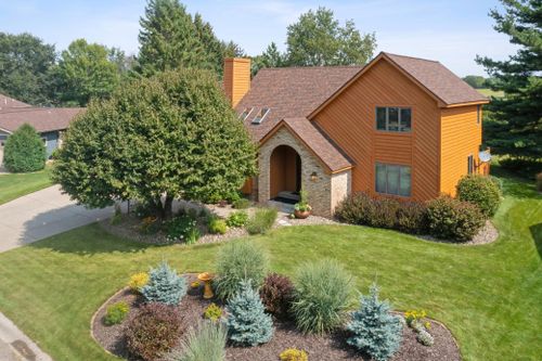 1386 Valley Creek Dr, NEW RICHMOND, WI, 54017-2366 | Card Image