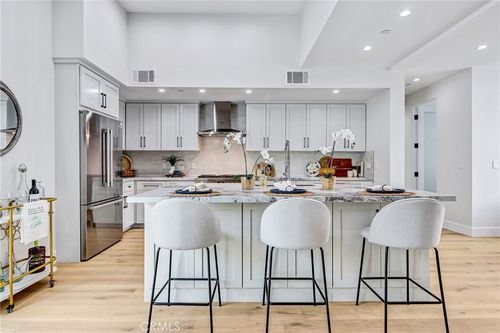 b-2405 Mathews Ave, Redondo Beach, CA, 90278-3201 | Card Image