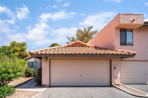 3629 Laguna Verde Way, Las Vegas, NV, 89121-3904 | Card Image