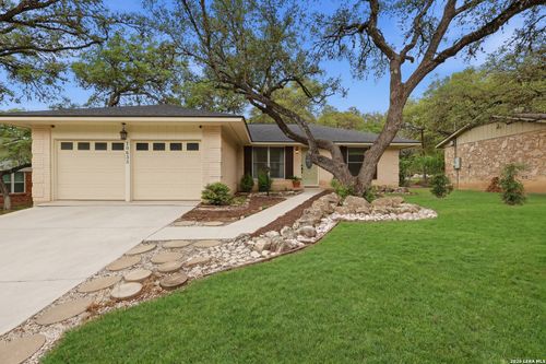 10635 Janet Lee Dr, San Antonio, TX, 78230-4215 | Card Image