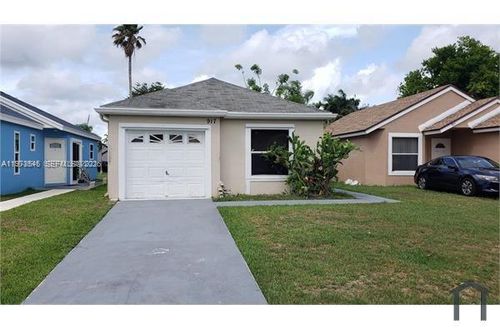 917 Sw 7th Pl, Florida City, FL, 33034-5629 | Card Image