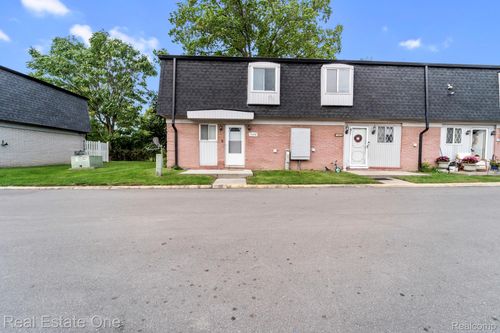 15458 Dupage Blvd, Taylor, MI, 48180-6015 | Card Image
