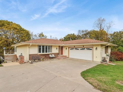 1668 Highway G44, Knoxville, IA, 50138 | Card Image