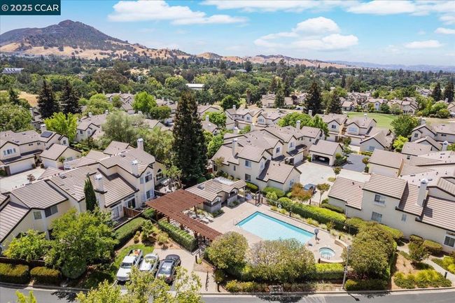 1359 Shell Ln, Townhouse with 3 bedrooms, 3 bathrooms and 2 parking in Clayton CA | Image 46