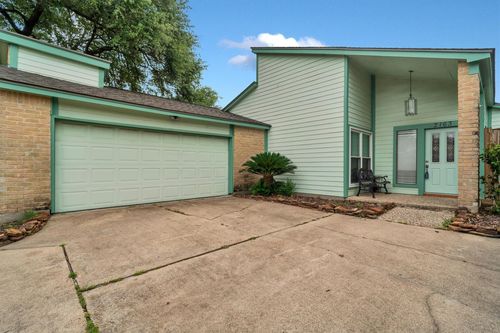 2163 Paso Rello Dr, Houston, TX, 77077-5622 | Card Image