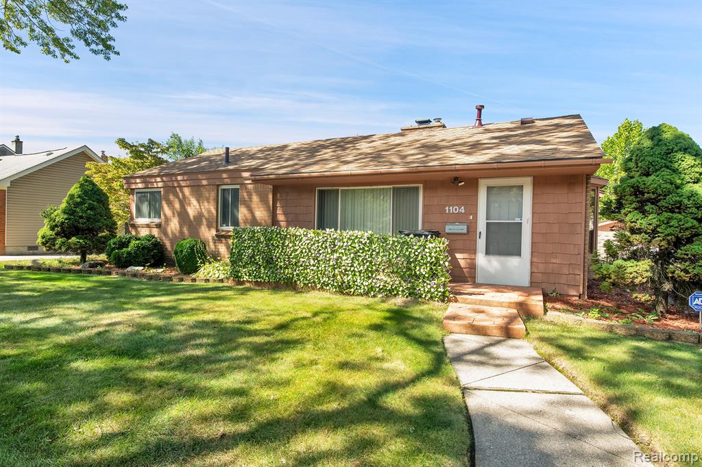 Windemere Ave, Royal Oak, MI 48073