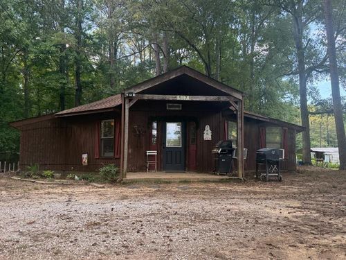 517 W Main St, Baldwyn, MS, 38824-1847 | Card Image