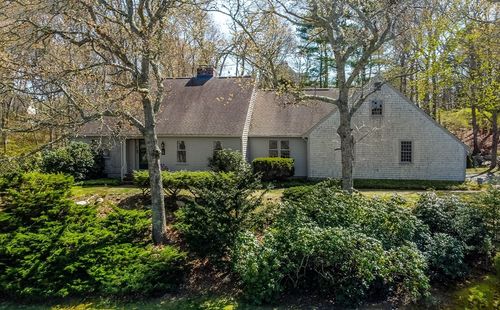 53 Wingfoot Dr, Yarmouth Port, MA, 02675-1650 | Card Image