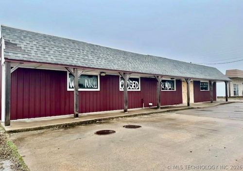 410 S Washington St, Ardmore, OK, 73401-7045 | Card Image