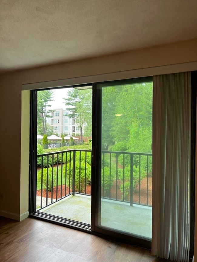 APT-210 - 9 Broadway, Condo with 1 bedrooms, 1 bathrooms and 1 parking in Saugus MA | Image 8