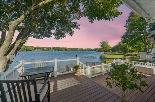 1150 Greenwich Ave, Warwick, RI, 02886-4507 | Card Image