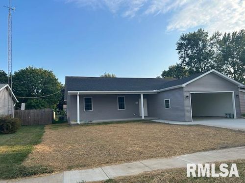 910 E Heights Ave, Taylorville, IL, 62568-1333 | Card Image